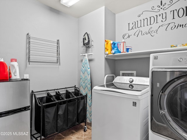 11471 E Squash Blossom Loop, Tucson, AZ 85747 - laundry area featuring washing machine and dryer