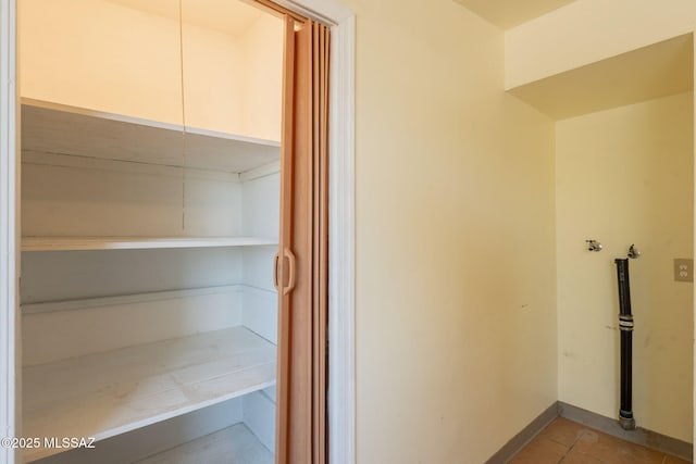 325 W Santa Maria St, Tucson, AZ 85706 - view of storage area