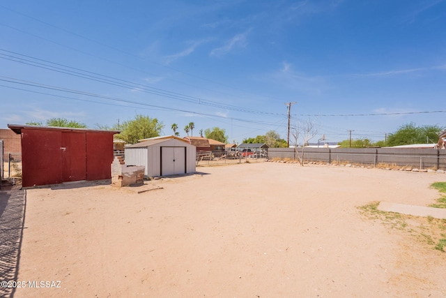 325 W Santa Maria St, Tucson, AZ 85706 - view of yard with a shed