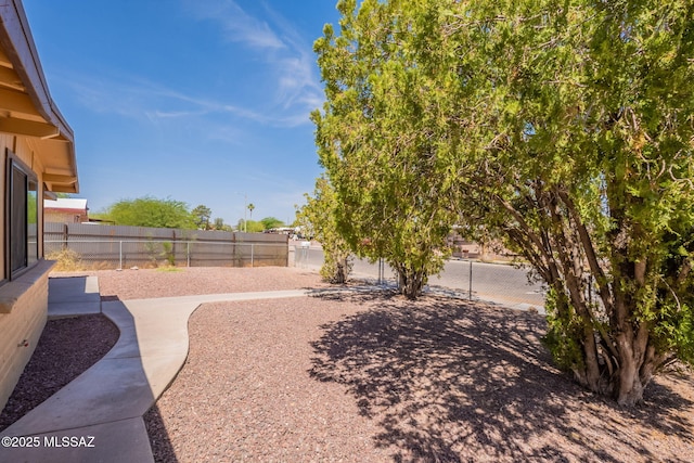325 W Santa Maria St, Tucson, AZ 85706 - view of fenced backyard