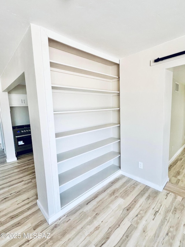 1105 S 1st Ave, Safford, AZ 85546 - view of closet