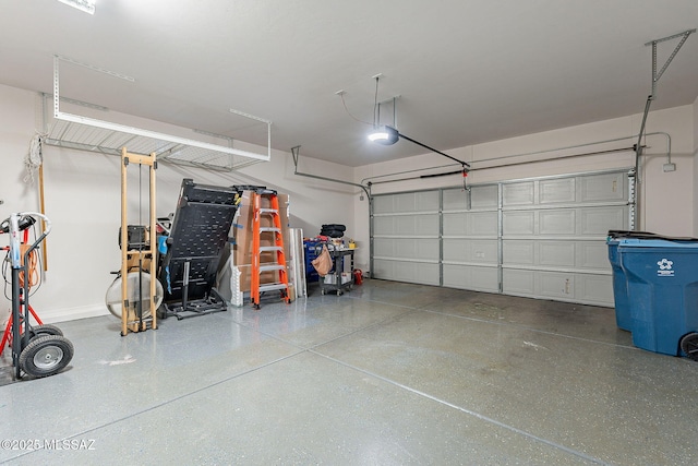 1123 E Lumberjack Trl, Sahuarita, AZ 85629 - garage with a garage door opener