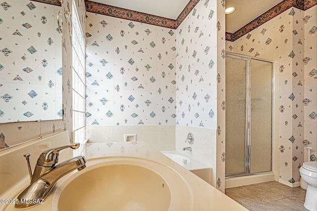 4823 S View Ridge Dr, Green Valley, AZ 85622 - bathroom with wallpapered walls, a stall shower, and a garden tub