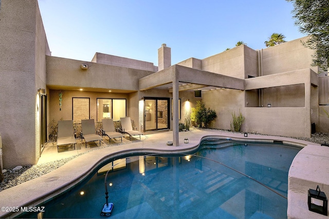 6530 N Finisterra, Tucson, AZ 85750 - swimming pool with a patio area