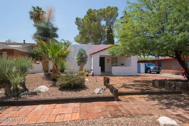 1816 E Waverly St, Tucson, AZ 85719 - view of front of property featuring stucco siding