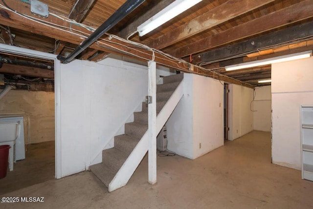 1816 E Waverly St, Tucson, AZ 85719 - unfinished below grade area with stairway