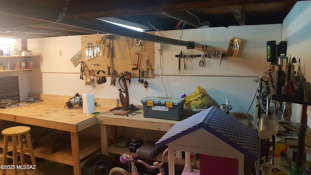 1816 E Waverly St, Tucson, AZ 85719 - view of storage area