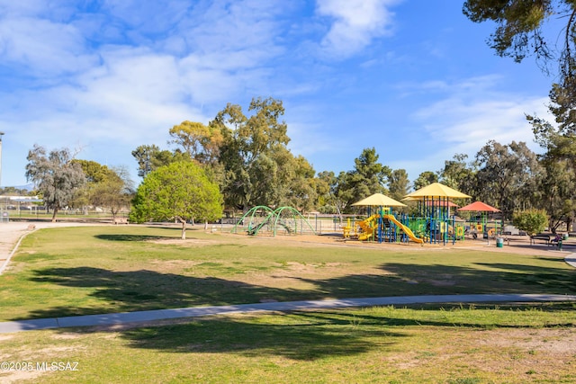 5609 E Juarez St, Tucson, AZ 85711 - community playground featuring a yard