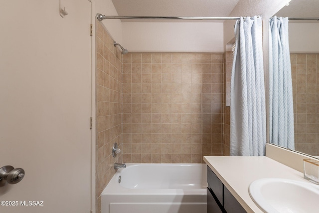 3556 W Avenida Del Mar, Tucson, AZ 85746 - full bath featuring shower / bath combination with curtain and vanity