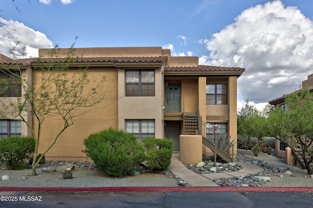 6651 N Campbell Ave Unit 286, Tucson, AZ 85718 - view of property featuring stairs