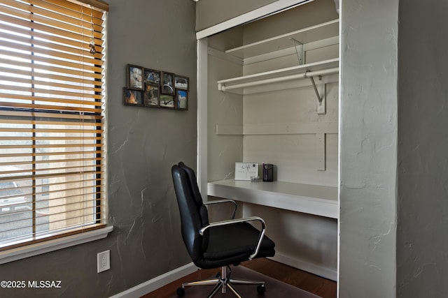 6651 N Campbell Ave Unit 286, Tucson, AZ 85718 - home office with wood finished floors and baseboards