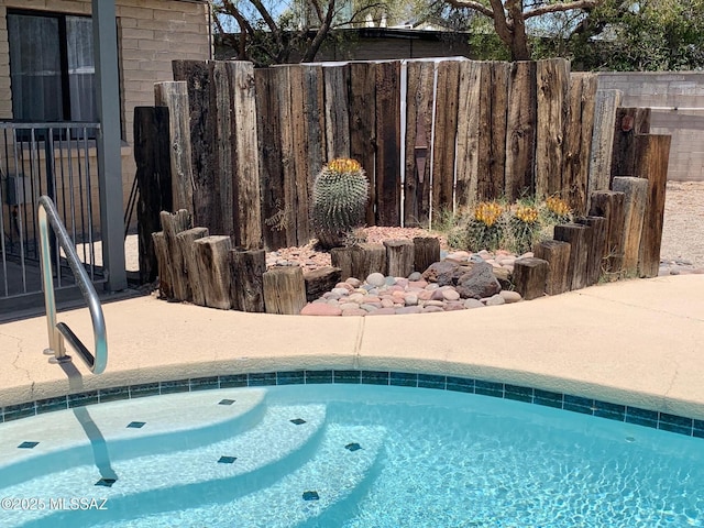 2973 S Kolb Rd, Tucson, AZ 85730 - view of pool