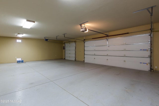 17160 W Starr Rd, Marana, AZ 85653 - garage featuring a garage door opener