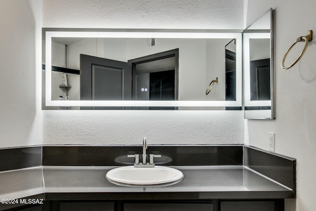 5751 N Kolb Rd Unit 39202, Tucson, AZ 85750 - bathroom featuring vanity