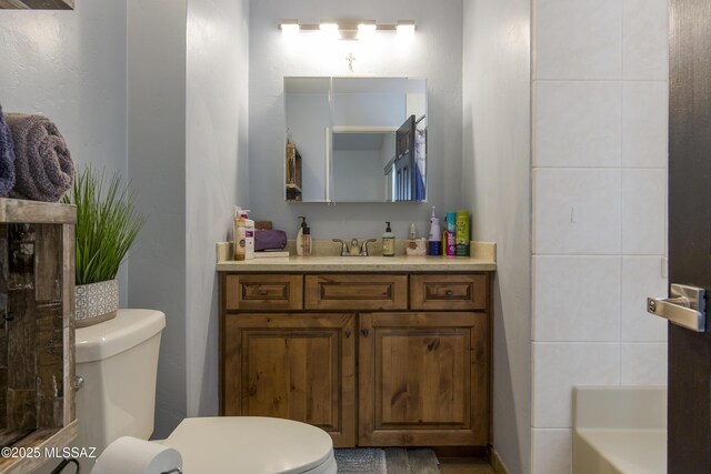 2856 W Goldfield Dr, Tucson, AZ 85745 - bathroom with vanity and a tub