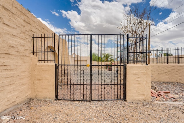 4211 N Villas Placitas, Tucson, AZ 85705 - view of gate