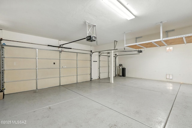 7705 W Taltson Dr, Tucson, AZ 85743 - garage featuring a garage door opener