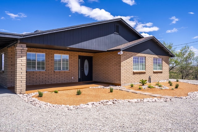 446 Soda Ln, Rio Rico, AZ 85648 - single story home featuring brick siding