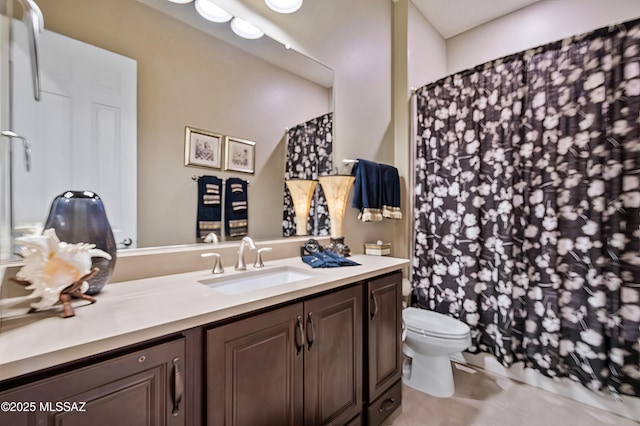 14326 Whitehorn Pl, Marana, AZ 85658 - full bath featuring vanity and curtained shower