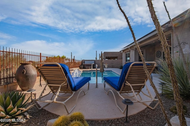 14326 Whitehorn Pl, Marana, AZ 85658 - fenced backyard with a patio