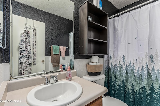 6293 S Sun View Way, Tucson, AZ 85706 - bathroom featuring vanity, a textured wall, a shower with curtain, and a textured ceiling