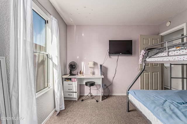 6293 S Sun View Way, Tucson, AZ 85706 - bedroom featuring carpet flooring, a desk, and a textured ceiling