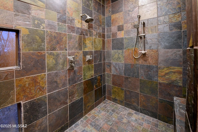 5254 W Saguaro Cliffs Dr, Tucson, AZ 85745 - bathroom with a tile shower