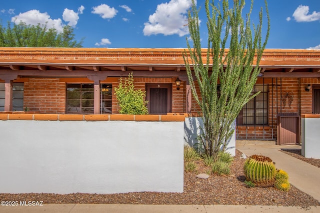 235 S Paseo Quinta Apt B, Green Valley, AZ 85614 - view of building exterior