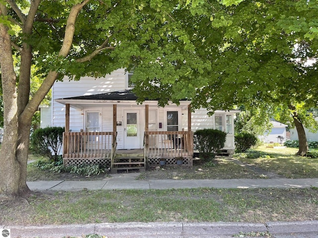 view of front of home featuring covered porch