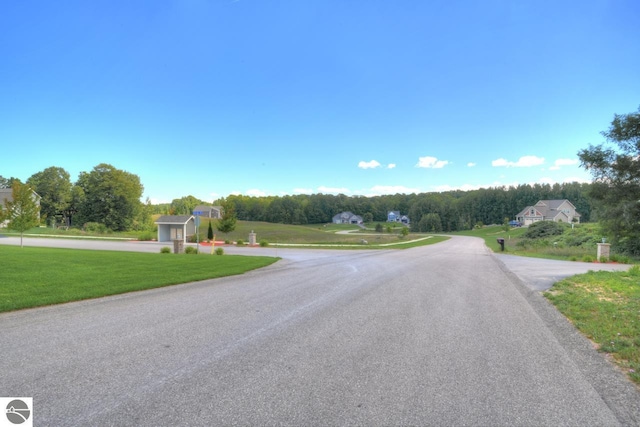 Listing photo 2 for 3519 Foxpoint Ct, Traverse City MI 49685