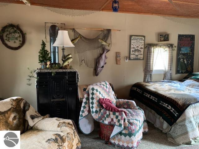 bedroom with carpet floors