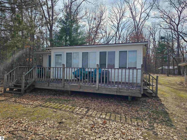 5934 Chippewa Trl, Hale, MI 48739 - view of front facade
