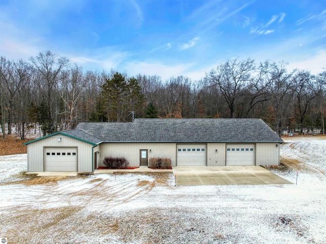 view of front of home featuring a garage