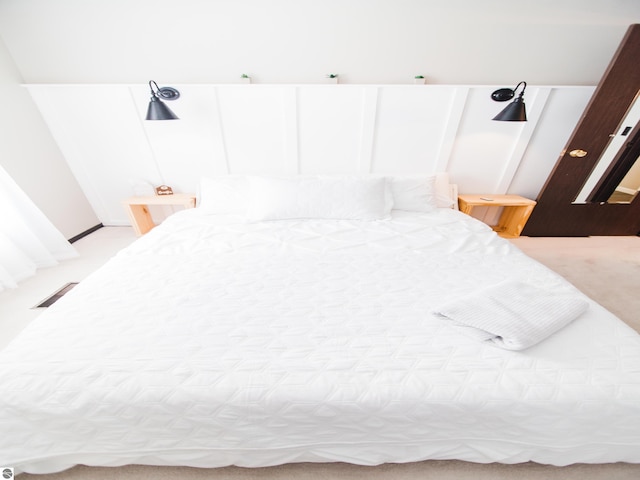 view of carpeted bedroom