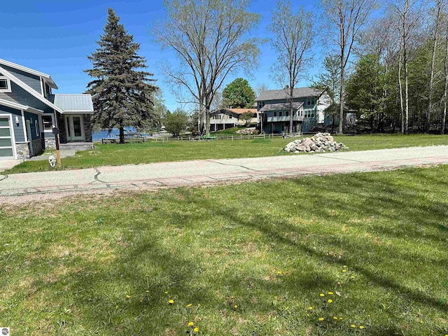 Listing photo 2 for 1010 Pequena Dr, Weidman MI 48893