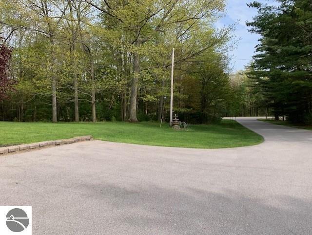 1165 E Lincoln St, East Tawas, MI 48730 - view of street