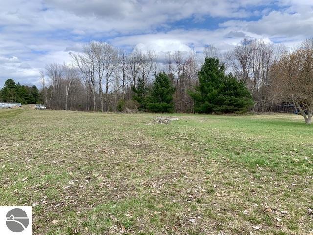 1871 Pine Tree Rd, Grawn, MI 49637