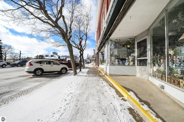 812 Forest Ave, Frankfort, MI 49635 - view of street