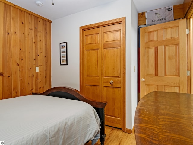 bedroom with light hardwood / wood-style floors