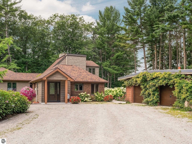 view of front of property