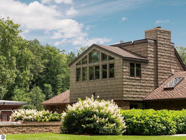 view of home's exterior