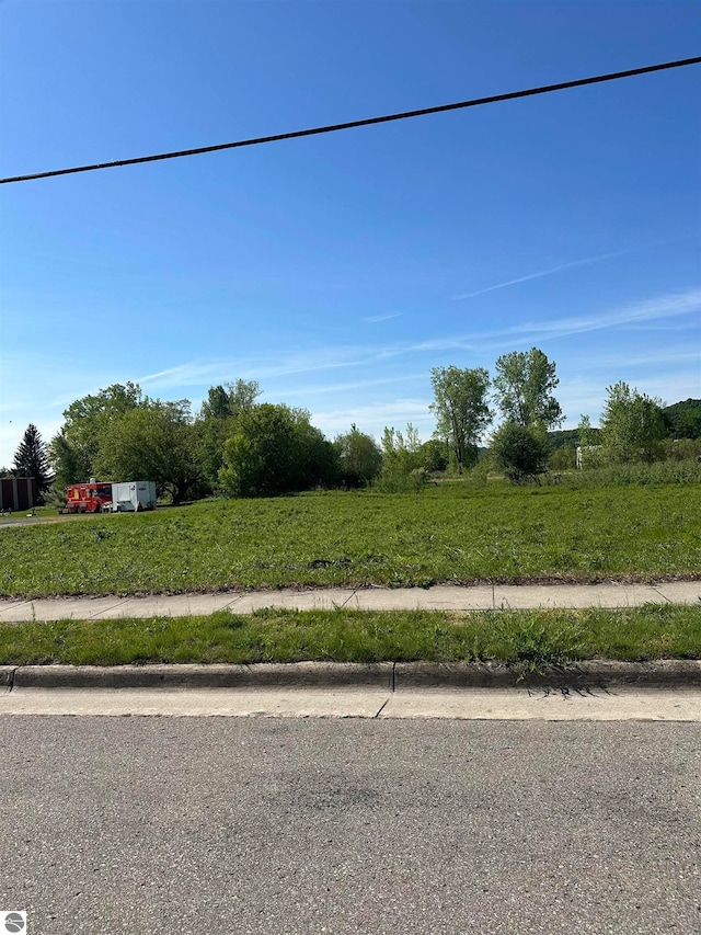 Listing photo 3 for 5 Main St Lot3 4, Frankfort MI 49635