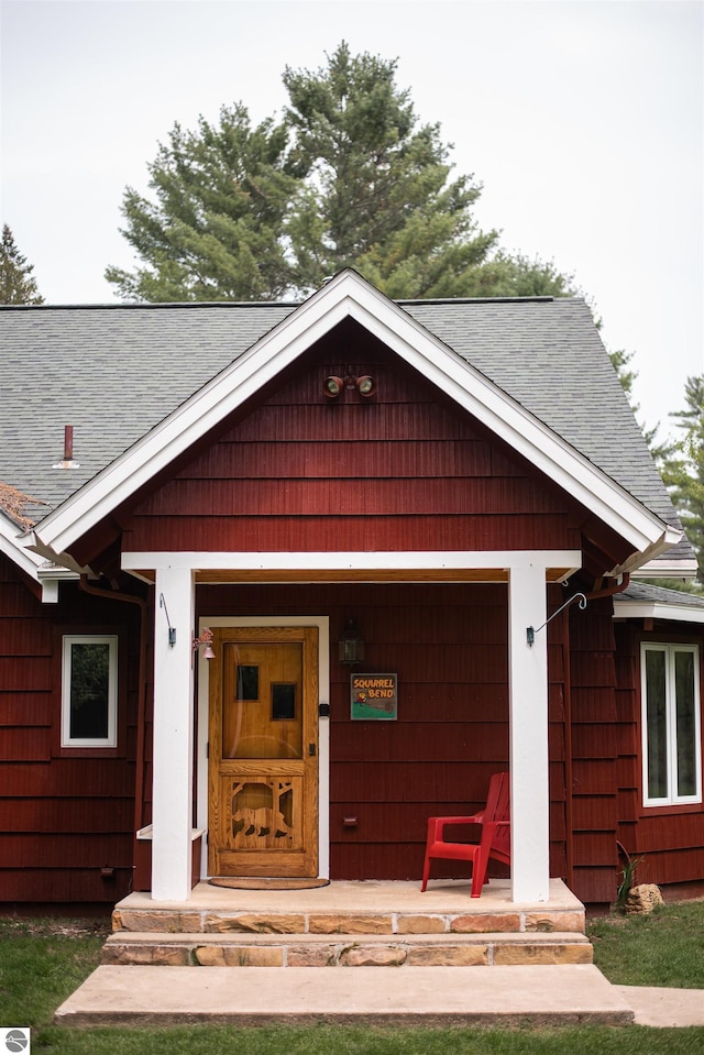 view of front of home featuring a porch