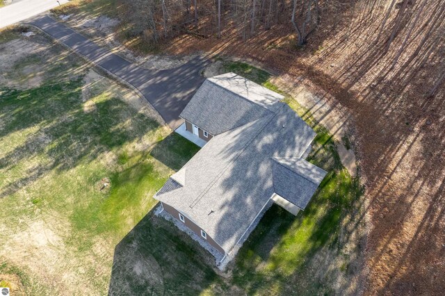 view of yard with central AC