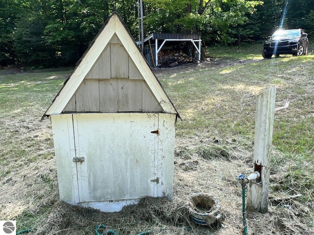 view of outbuilding featuring an outbuilding