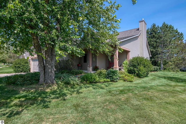 exterior space featuring a front yard