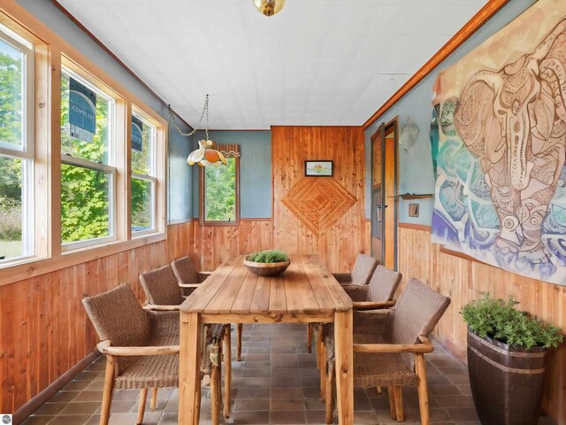 sunroom / solarium with plenty of natural light