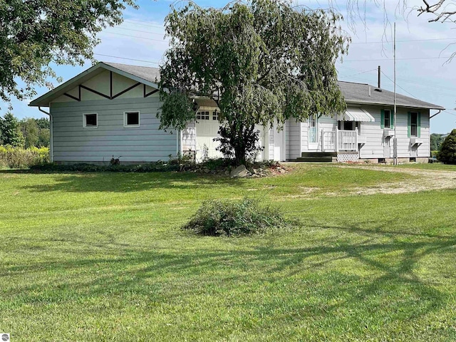 exterior space featuring a yard