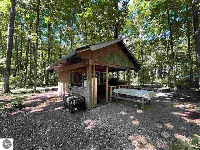 view of outbuilding