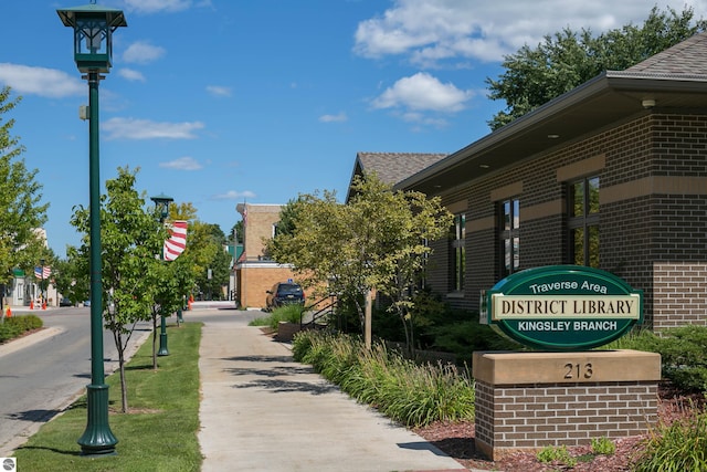 view of surrounding community